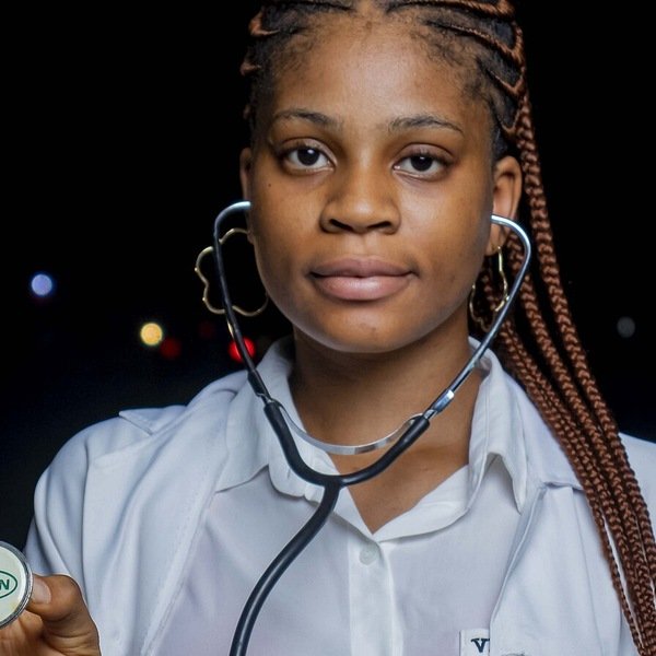 Ms. Natasha Lungu - Specialist Contact Lens Practitioner
